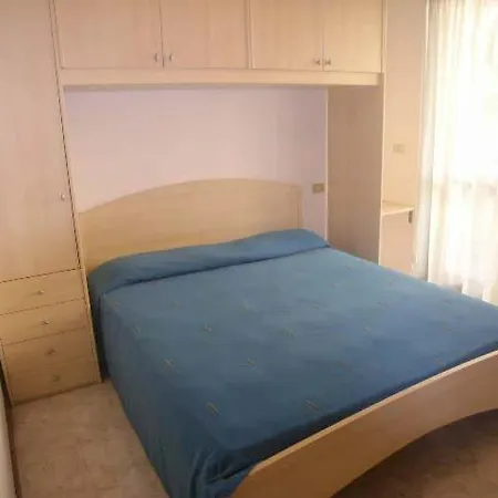 Holiday home Dora Carducci *